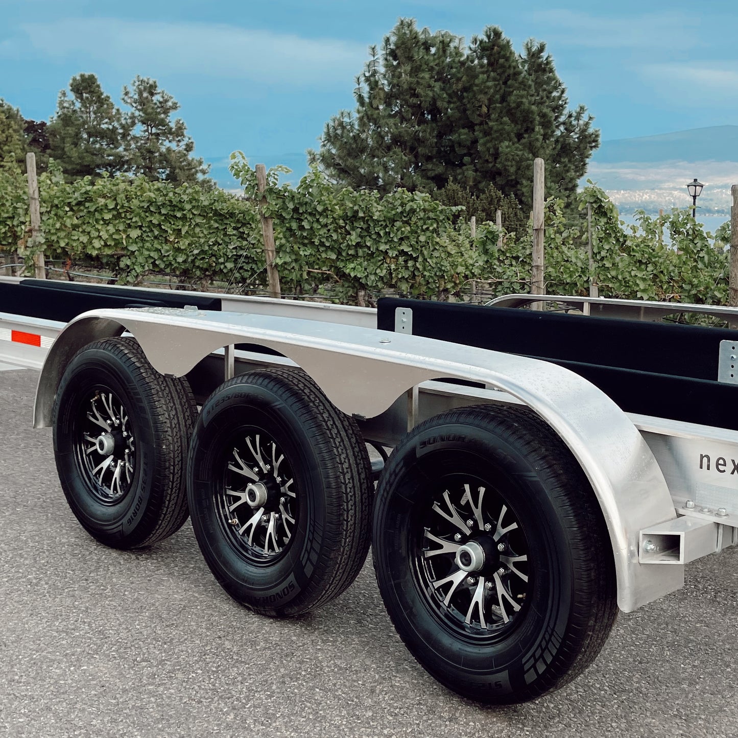 Next Boat Trailers Brizo X Wheels Side View